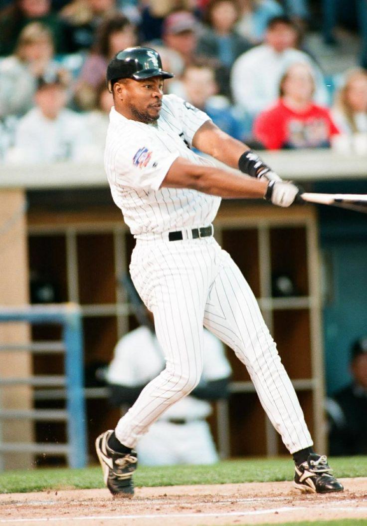 Happy 49th Birthday to former Albert Belle! An OF/DH 1997-98, he hit .301 in 324 G, 1407 PA and 1243 AB. 