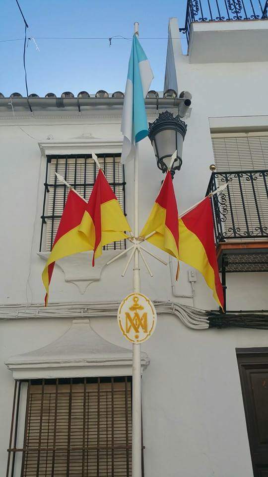 juventudpastora's tweet photo. Desde primera hora de la mañana la juventud se encuentra montando la Pastoreña calle Martín Rey. http://t.co/mmJn4T98Uo