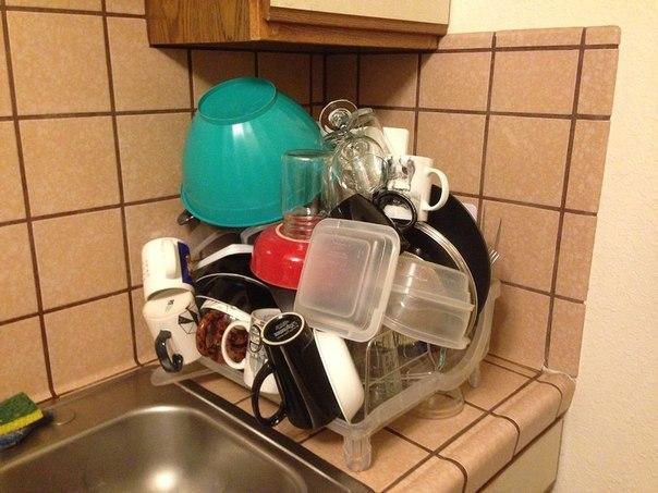 Abcdlog's tweet image. Муж помыл посуду.... боюсь трогать!