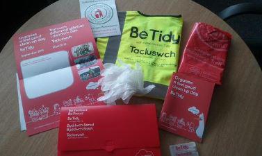 7 days until Be Tidy events kick-off across Wales!
Get your FREE pack here: tinyurl.com/ooyes7f
#dontfeedsimon