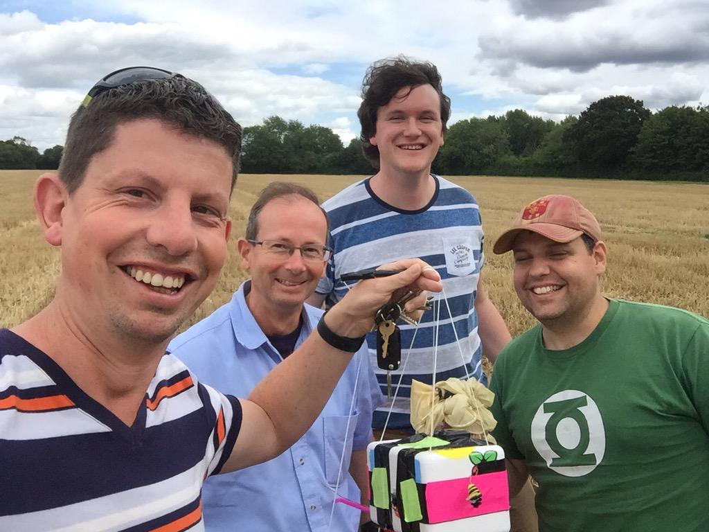 Soc_WR's tweet image. rabid_inventor: RT jonathanfurness: #teamnimbus Payload recovered. Now on our way back to PiTowers. jrobinson_uk d…