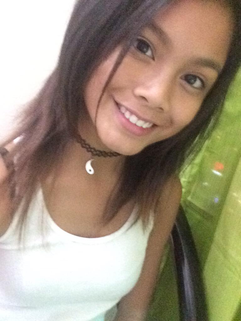 Ladies less makeup is much more better and shows more of your beautiful self be PROUD  ❤️ #nomakeup #TEAMYLONA