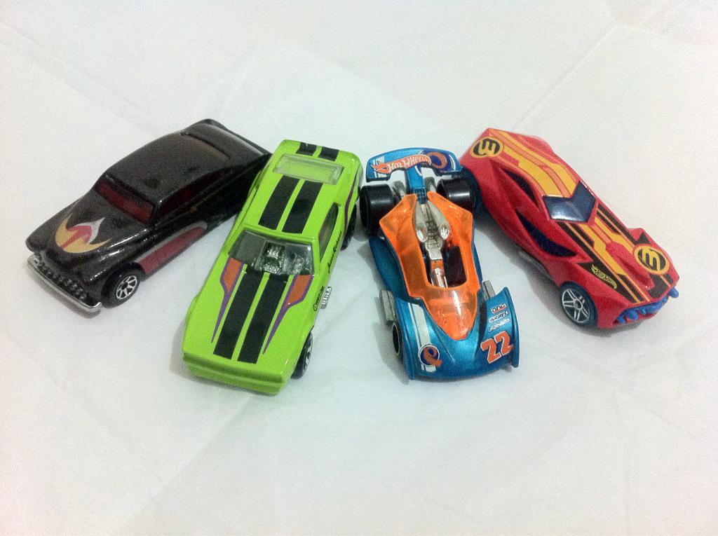 StoreToys264's tweet photo. Fs : 125 k.
WA - 0855.855.0420

#HotWheels
#HotWheelsIndonesia#Jualdiecast#HotWheelsJakarta http://t.co/4GQ2SYjzrv