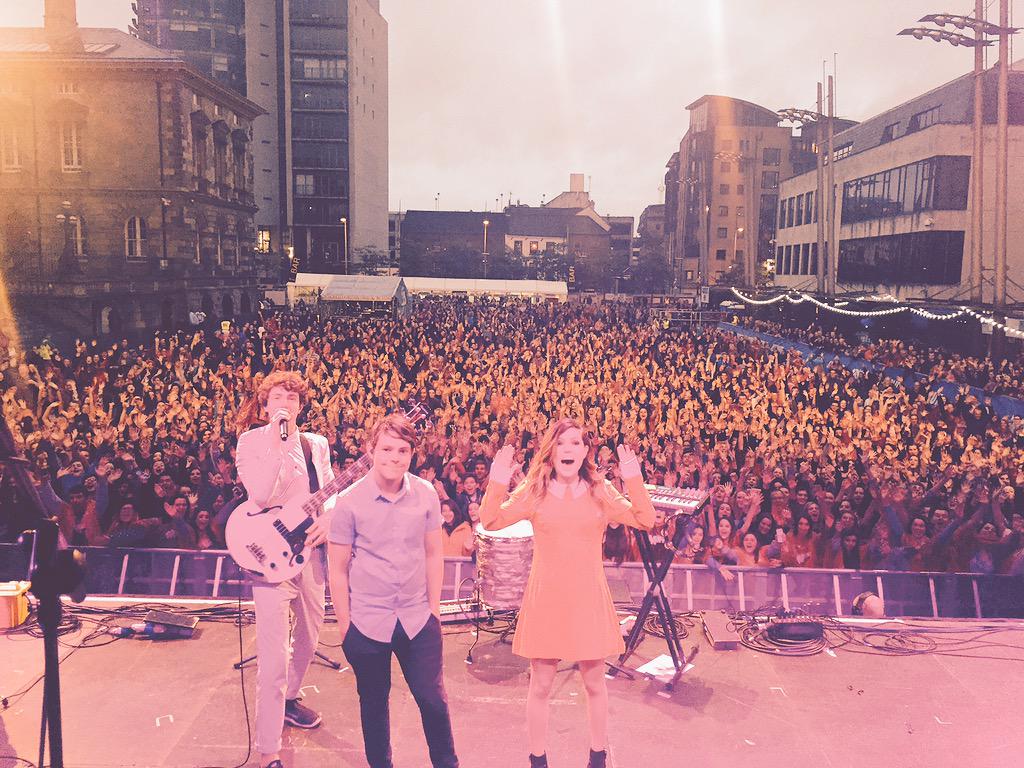 echosmith's tweet photo. Belfast! We love you! http://t.co/GiGm9Kx6Oi