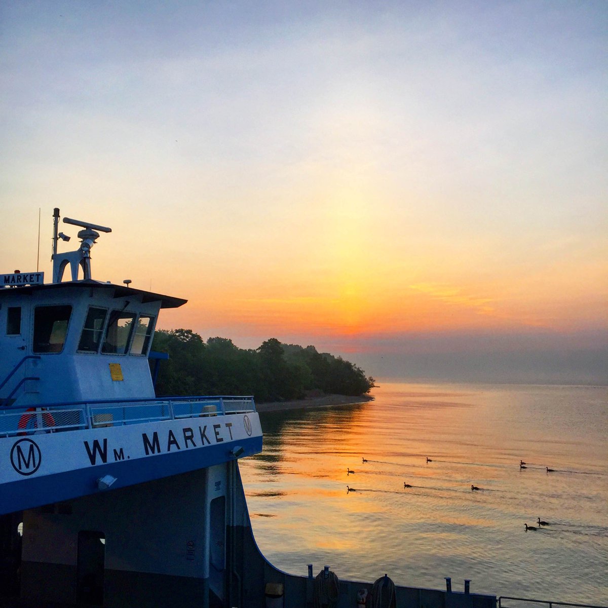 ReelBar's tweet image. 1 more day until Billy &amp;amp; Julene from @millerferry will serve you a drink for charity @reelbar wed 6-9pm! @PIBToday