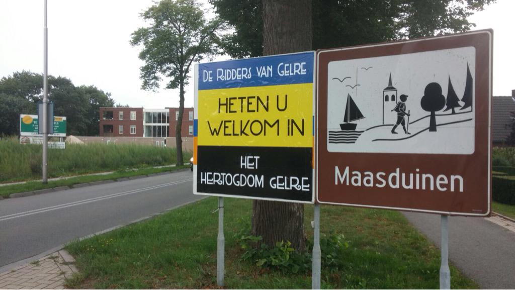 Carlo_Team_DBA's tweet photo. Wat ik nu tegenkom... Limburg overgenomen door Gelre? #watisdit? http://t.co/szd2Batjhb
