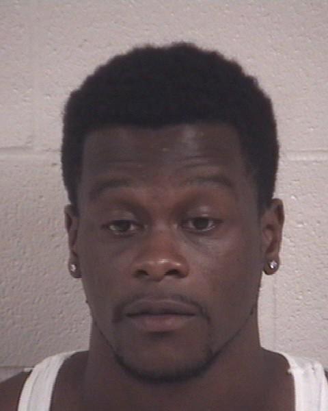 <a href="/galvestonpd/">Galveston Police</a> Arrest Suspects After Armed Robbery at Joe’s Crab Shack.  Read More: facebook.com/galvestonpolic…