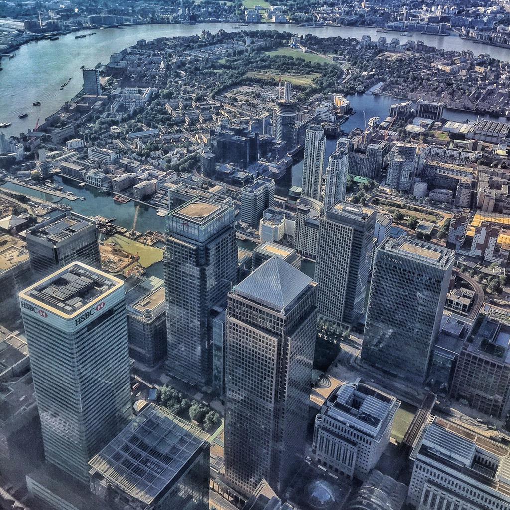 RT <a href="/secretcelebrity/">Melissa Rynn</a>: My favourite (almost secret) vista of London <a href="/LondonCityAir/">London City Airport</a> <a href="/secret_london/">secret_london</a> #ThisisLondon