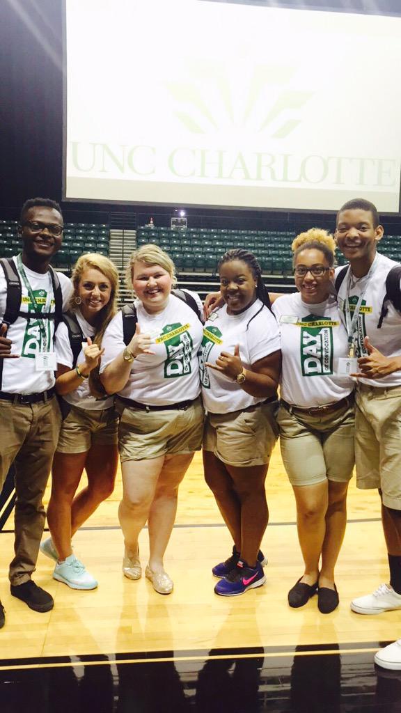 Niner_Robbie's tweet photo. Hey new students "what" I wanna see u at the OC group reunion from 4-7 don't u wanna see these proud Niners again http://t.co/Bz5tUD80pv
