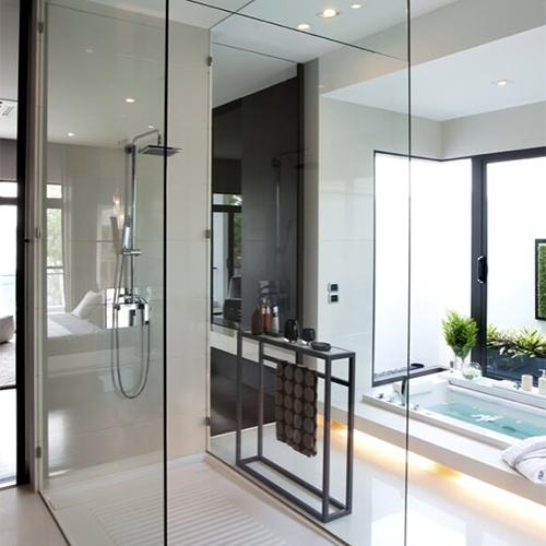 TheBathOutlet's tweet photo. Simply Chic Showers - https://t.co/aZv9a7wbVO #ShowerSystems #ShowerFaucets #LuxuryBathrooms #BathroomRenovation http://t.co/7HgHanGALc