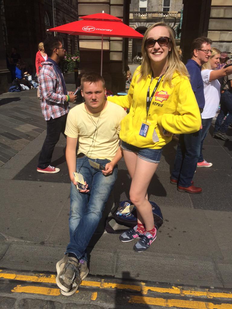 Had a great time meeting <a href="/HalfarsedFlyer/">Half Arsed Flyerer</a> today! What a fun guy! #Supertown #edfringe