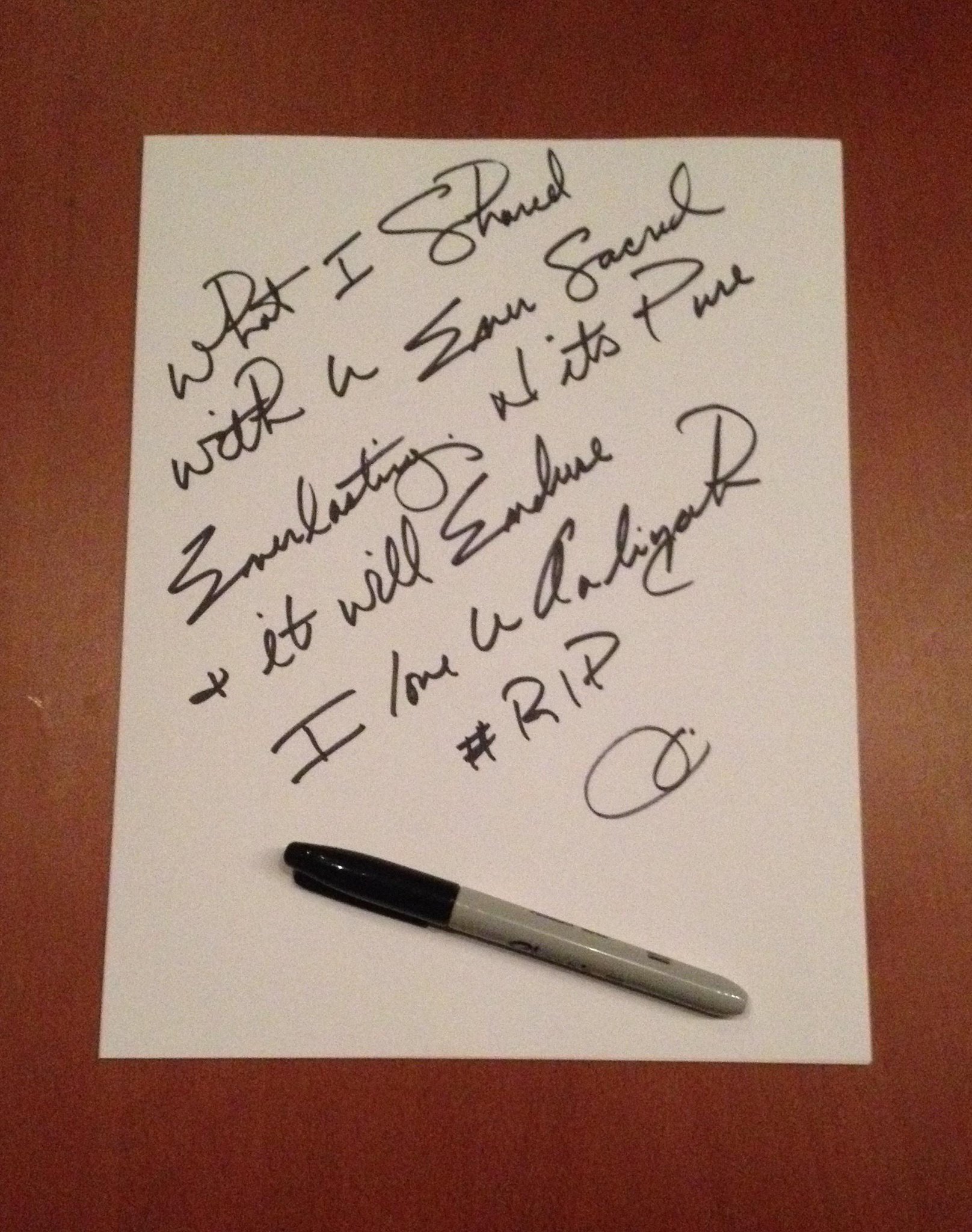 CNRxyINUkAAg0Fs.jpg:large