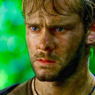 Please follow, and welcome our Charlie: @LoyalIslander.