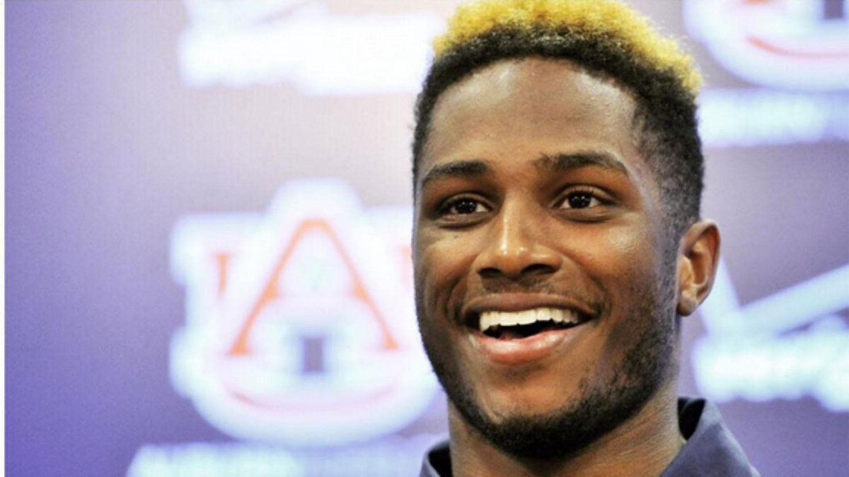 Sporting News On Twitter Golden Boys Auburn Dbs Dye Their Hair