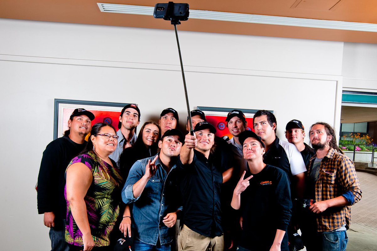Congratulations to Cambrian College’s Aboriginal Youth Graduates
for Careers in Power and Construction Industries