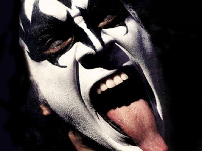 Happy Birthday Gene Simmons who turned 66 today!    