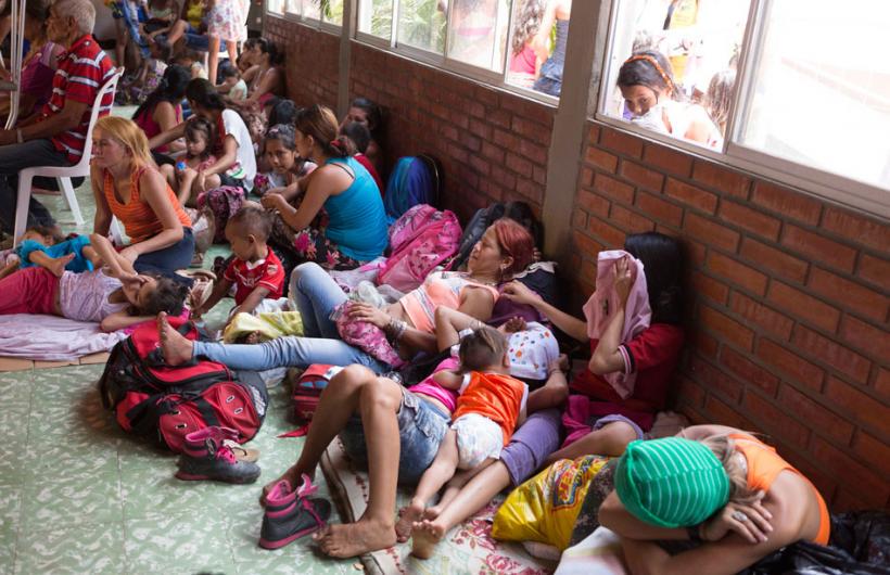 AnonymissNegra's tweet image. [VIDEO] Situacion En La Frotera ColomboVenezolana (Testimonios Parte1) youtu.be/Yg_l4HSang8   @VenezuelaAnons