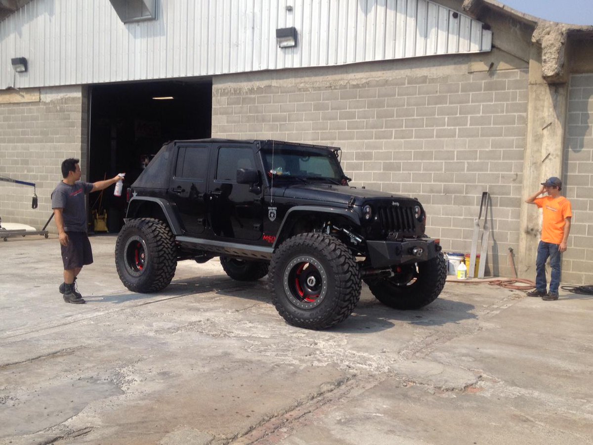 MSDperformance's tweet image. Cleaning up the MSD Atomic Airforce #Jeep! #MSDequipped #MSDperformance