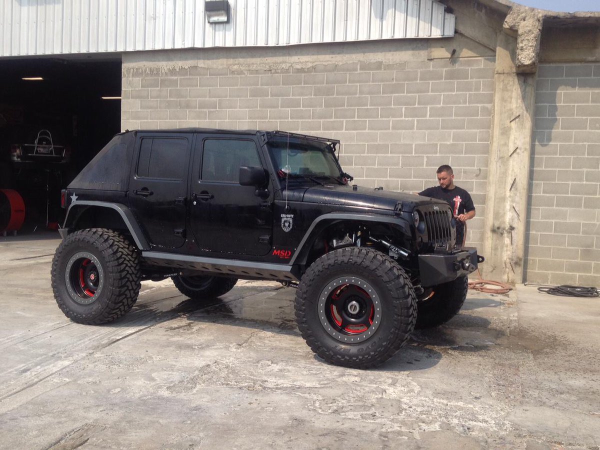 MSDperformance's tweet image. Cleaning up the MSD Atomic Airforce #Jeep! #MSDequipped #MSDperformance