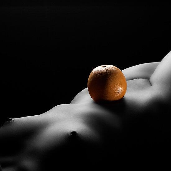 dalien77's tweet image. shades navel~orange
symbols surround light~life~growth
skin stripped hunger…

#DatSecret #50Shades
@ozi_louise