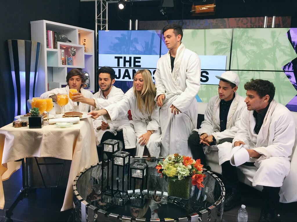 younghollywood's tweet photo. PART 1 IS HERE! @janoskians chill out in robes, eat pancakes, and talk #UntoldAndUntrue! 😜😈🍴 https://t.co/FYsmyfFBsa http://t.co/D9AyEvcCe8