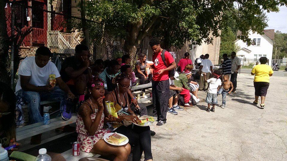 StridesForPeace's tweet image. Oh, so there&apos;s barbeque? Yeah, I&apos;ll be there. #stridesforpeace #kidsofftheblock