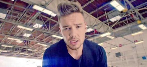 THIS IS OUR LAST DAY OF VOTING

WE NEED TO WIN THIS

1 RETWEET = 1 VOTE

#MTVHottest One Direction