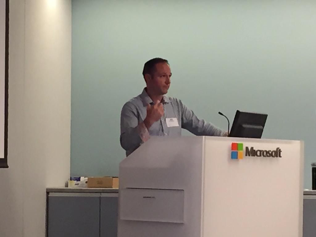 DrRandallBock's tweet photo. Avoid applicant tracking system in new jobs' hunt @ReferralMob by leveraging friends #Startups @MSNewEngland #BNT56 http://t.co/ZMB3ztusC3