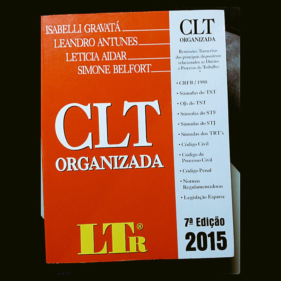 ina_will's tweet photo. Mais uma compra! Me descobrindo em Direito do Trabalho. 
@profjosley  tem grande participação nesta descoberta. http://t.co/iDtwvyZQsE