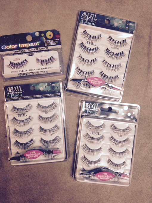 #awesome #lashes #happiness #beauty http://t.co/XvWRSVcN5D<a href="/tag/awesome"class="tags">#awesome</a><a href="/tag/lashes"class="tags">#lashes</a><a href="/tag/happiness"class="tags">#happiness</a><a href="/tag/beauty"class="tags">#beauty</a>