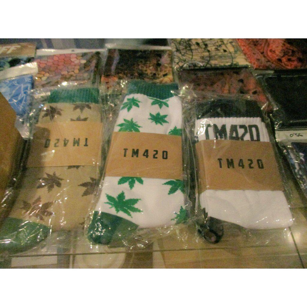 Ayo di check produk TM420 langsung ke reuze invashion store. Thanks