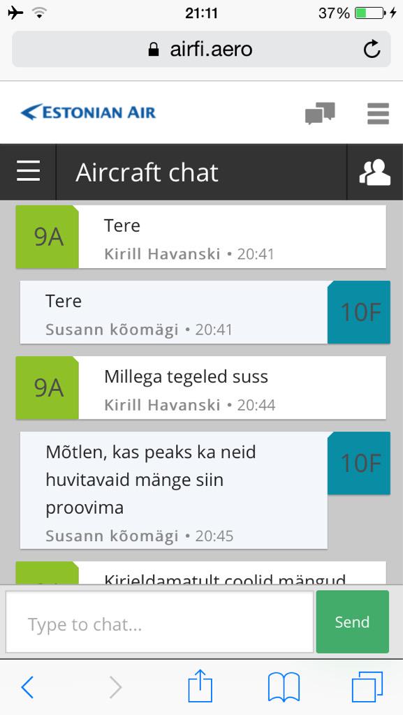 Sussserdis's tweet photo. Airplane moments. Ei mäleta, millal viimati lendasin Tallinnasse nii, et ühtegi tuttavat ei oleks näind. http://t.co/KZuXENfmvx