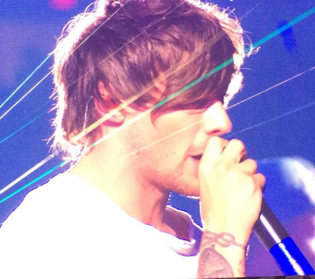 cha818aaaa's tweet photo. 輝いている

#MTVHottest One Direction http://t.co/djfNwb3xvP