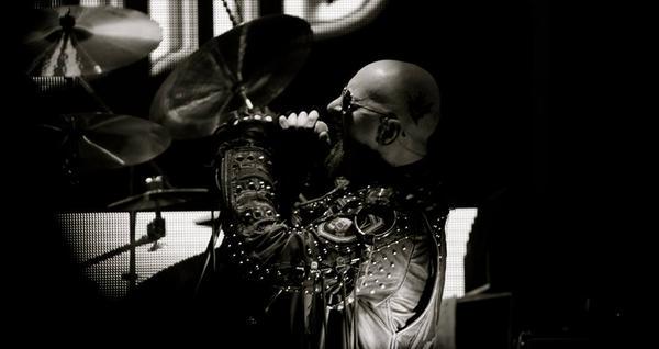 Happy Birthday \"Rob Halford\" vocalista de una de las mejores Bandas de Heavy Metal del Universo 