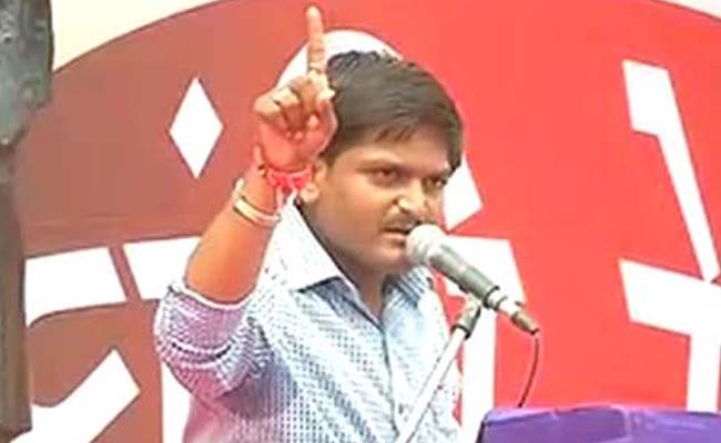 ndtv's tweet photo. Hardik Patel calls for state-wide bandh in Gujarat today http://t.co/YGJXEPwxJZ http://t.co/z62Kliig3S
