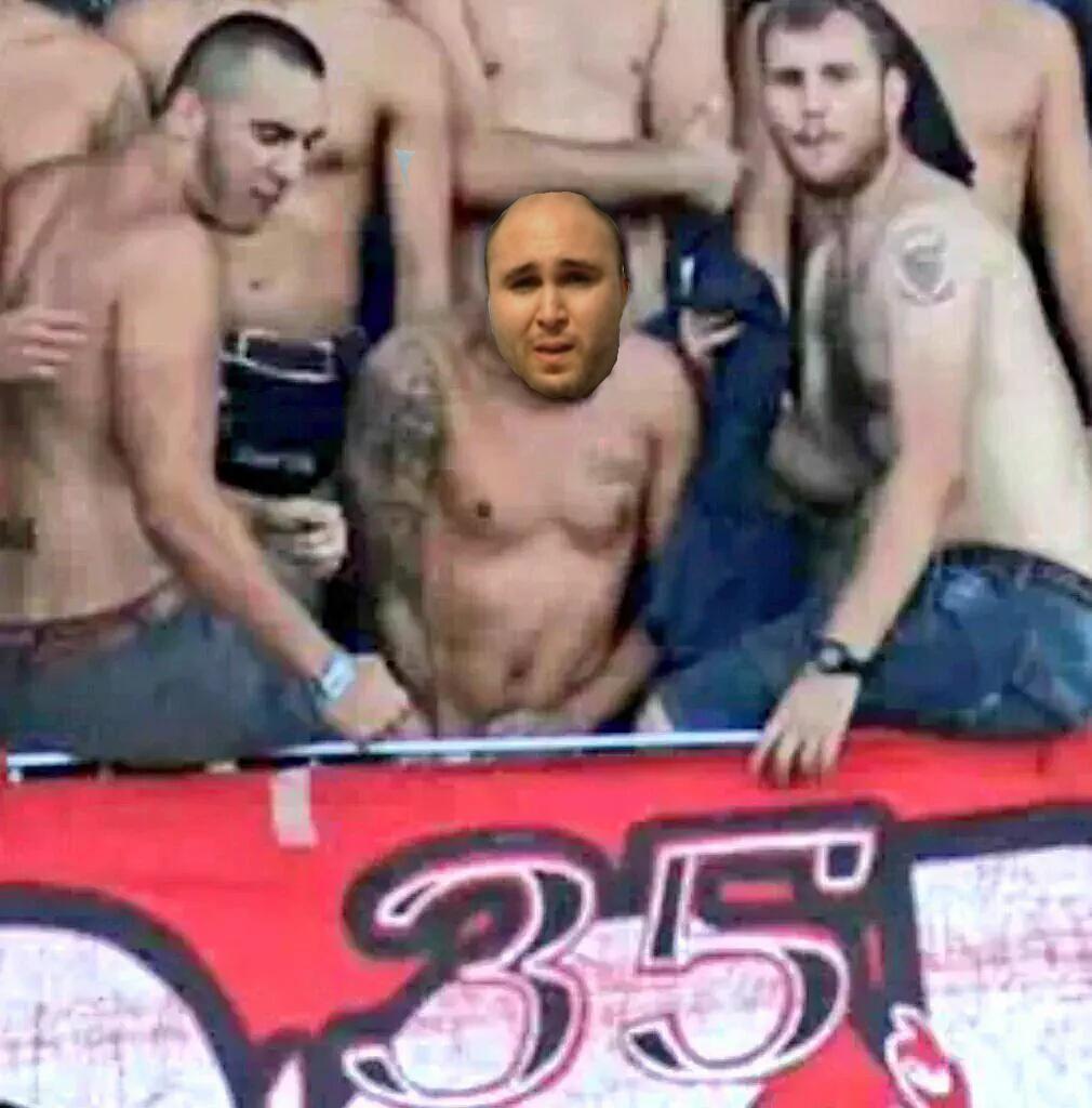 PobreSFC's tweet photo. Zi lo azemoh en er canpo der Zebilla to lah Gornadaz, no ze a que biene azerme la foto...
#BibaErZebilla #OjúQueArte http://t.co/peXrthVeTY