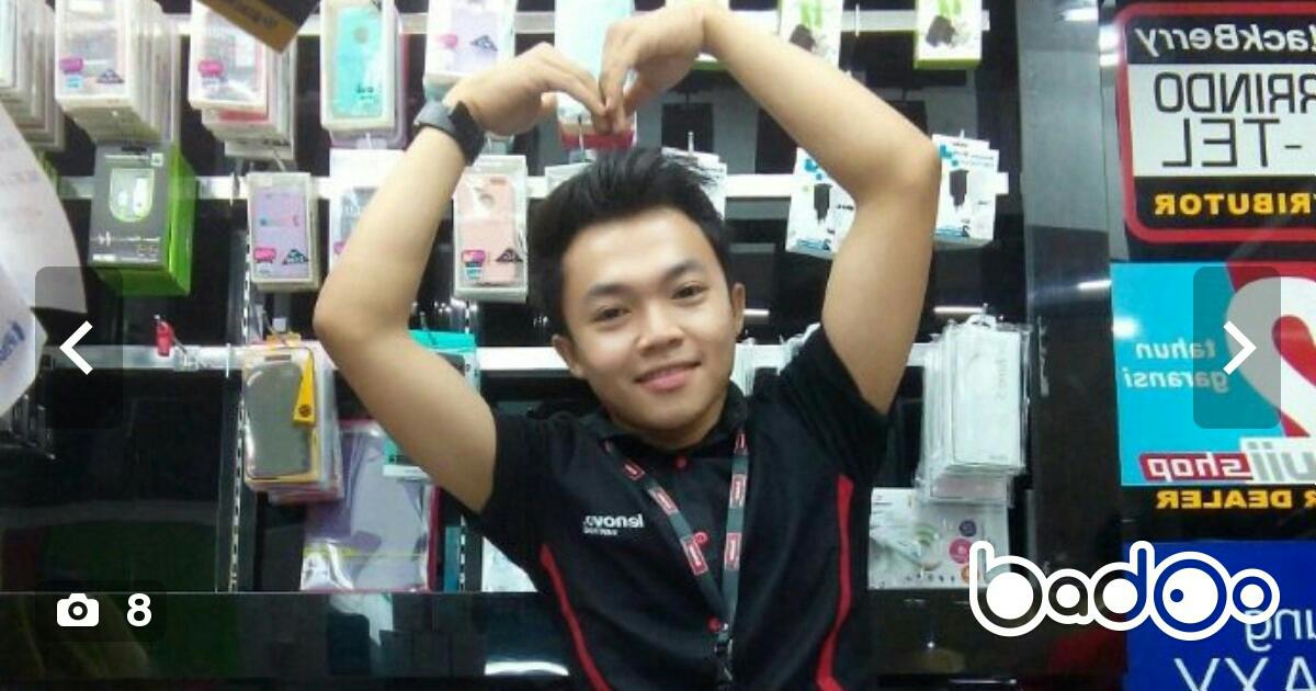 benedictfilbert's tweet photo. Lihat deh cowok ini di #badoo :) cakep kan? http://t.co/lFcr9ZAkkf