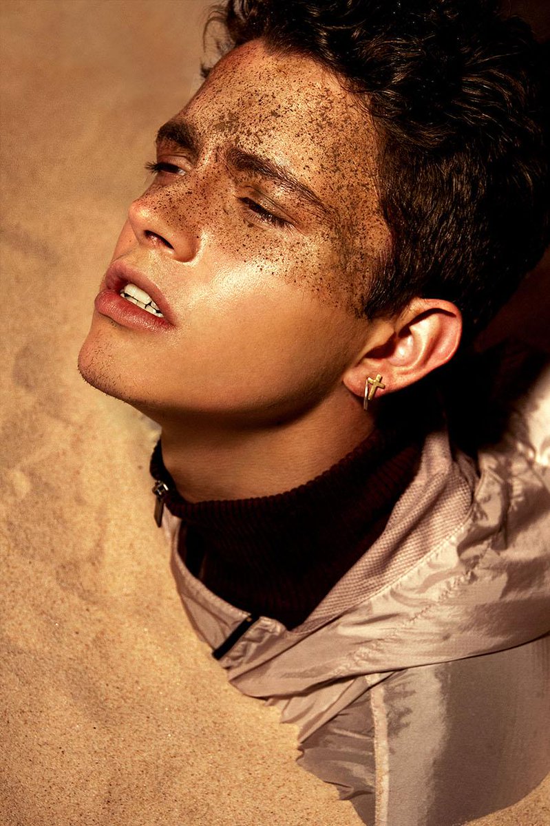 panicomagazine's tweet photo. Gerardo de @BANG_Management​ para este grooming de PÁNICO Digital http://t.co/vPKqfNWR6R http://t.co/i6GjEGlhlc