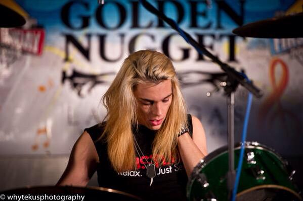 NunziaInsanity's tweet image. @NunziaInsanity #SolveMyProblemsIn4Words {ALIEN HIGHWAY} {B-17} &amp;amp; {BLOOD} link to Sonsofinsanitymusic.com #1Buzz #SOI