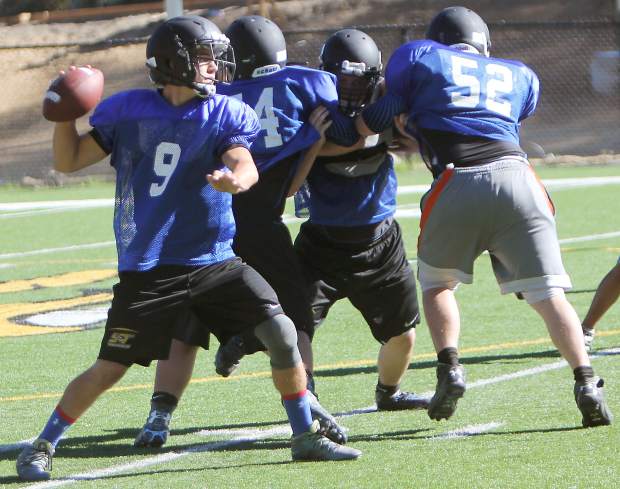 TahoeSports's tweet image. South Tahoe football enters Franklin era, confident in turnaround tahoedailytribune.com/southshore/ssp… #SouthLakeTahoe #Vikings