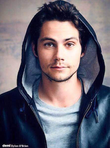 Isaac_Kell's tweet photo. Happy birthday @dylanobrien ❤❤ love you #happybirthday #dylanobrien http://t.co/4SHYlFM9Nz