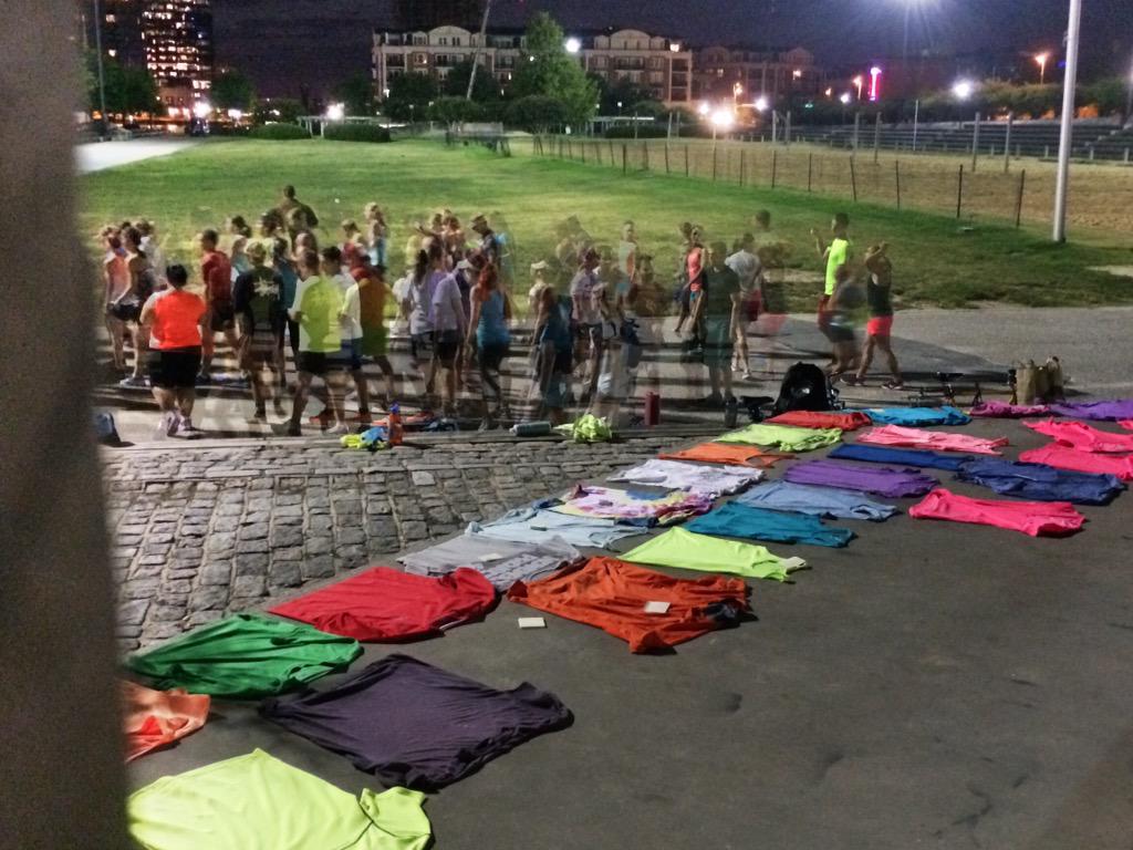 MikeSchuhTV's tweet image. #NovemberProject @ RashField Free fitness classes build community here &amp;amp; in 20 other cities @cbsbaltimore