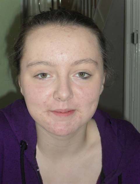 PLS RT Concern about missing teenage girl from Northampton who has not been seen for five days bit.ly/1LA6zDl