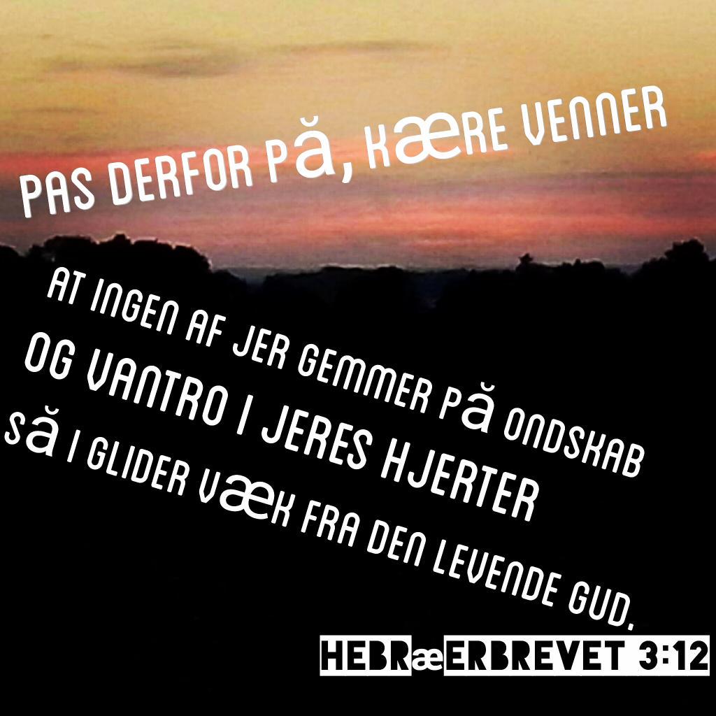 spraygudsord's tweet image. #paspå, #kære, #vantro, #ondskab, #denlevendegud, #Gud