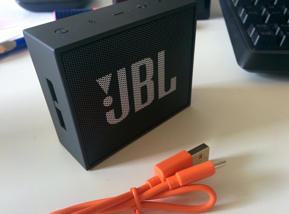 AtryFox's tweet image. #JBLgo