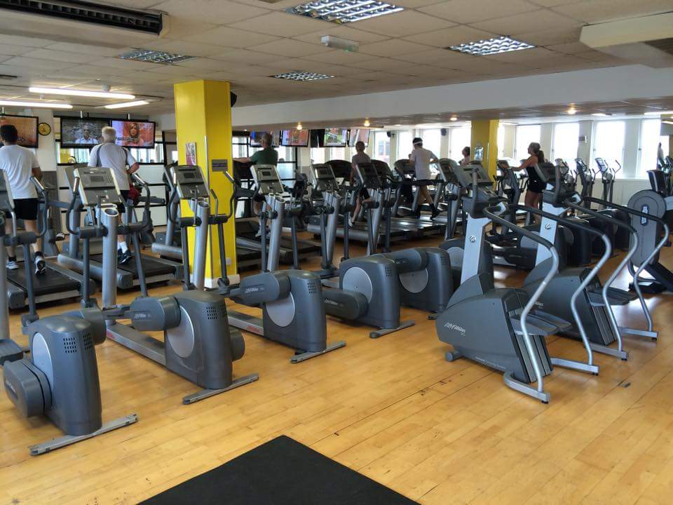 simplygymcov's tweet image. Get over #humpday with us... #simplysweat