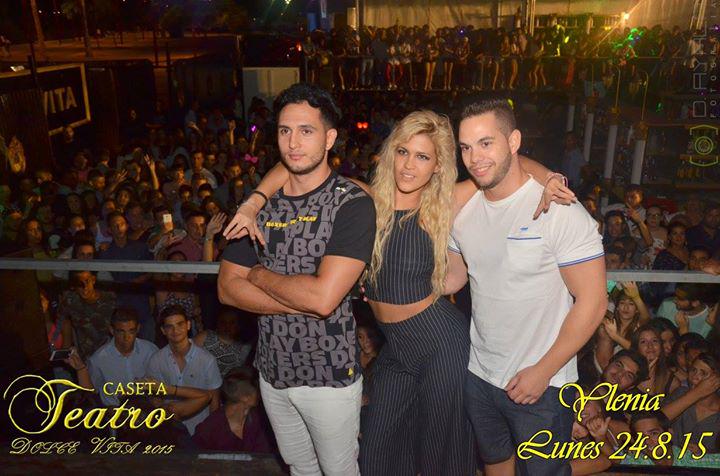 paz_leonela's tweet photo. Que guapos @omarmontesSr @YleniaGandiaSh un beso #PegateAYlenia #EnjoyYlenia #Pegate http://t.co/T2DWac0i3y