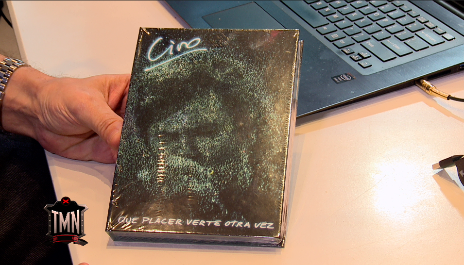 Vorterix's tweet photo. Ya salió el nuevo disco doble de @ciroylospersas y te lo mostramos en #TenemosMalasNoticias http://t.co/xdfy4eKLB0