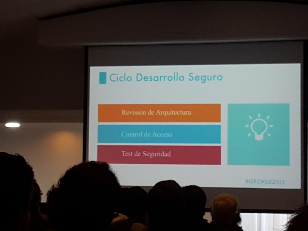 fedemarsroc's tweet photo. Muy buena la charla de seguridad, evento colmado!, #gxchile2015 #seguridadinformatica http://t.co/zEn7Z3WNhl