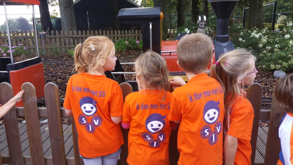 Tivoli kleurt oranje! Genieten <a href="/SJVRosmalen/">SJV Rosmalen</a>